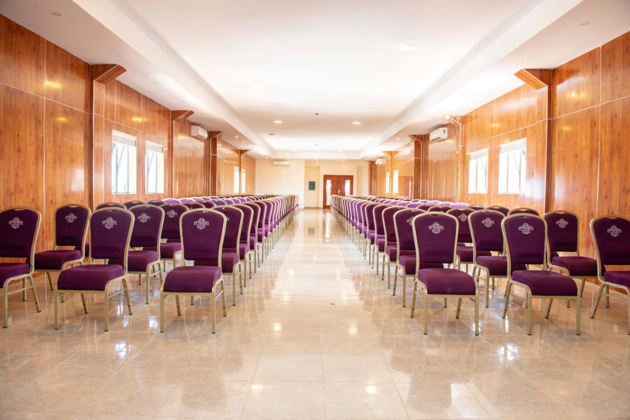 El Doria Hotel لومي المظهر الخارجي الصورة