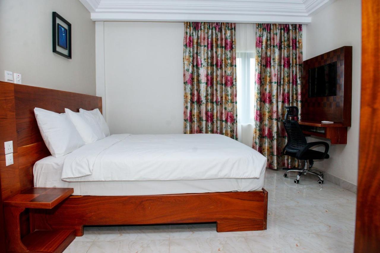 El Doria Hotel لومي المظهر الخارجي الصورة
