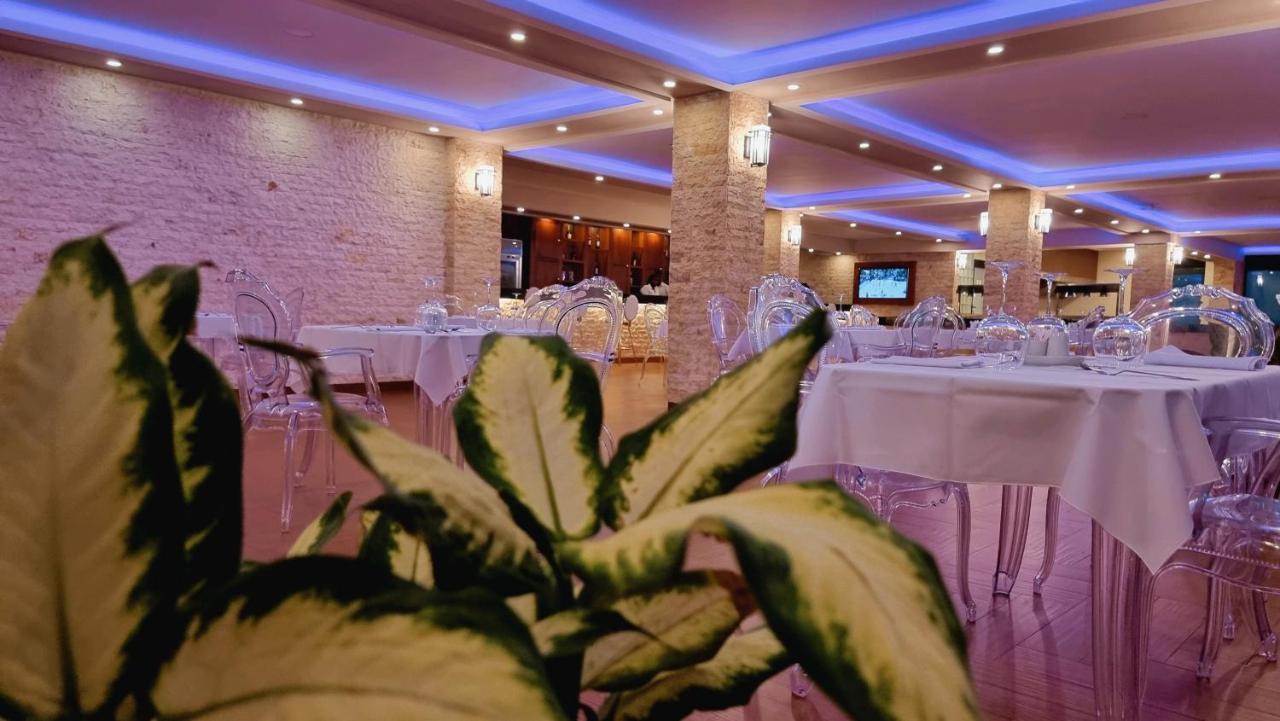 El Doria Hotel لومي المظهر الخارجي الصورة