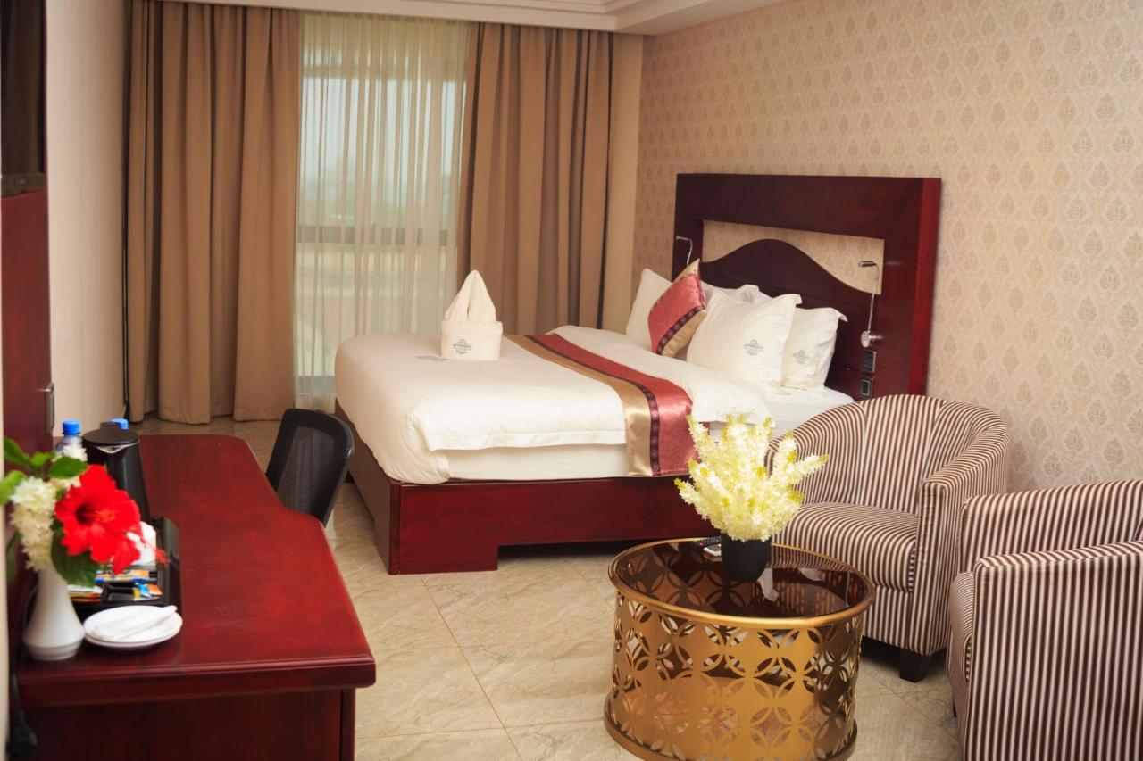 El Doria Hotel لومي المظهر الخارجي الصورة